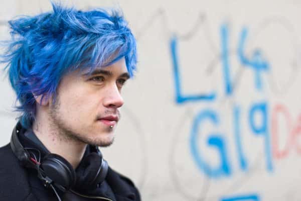 5. Guys with Blue Hair: Styling Tips - wide 8